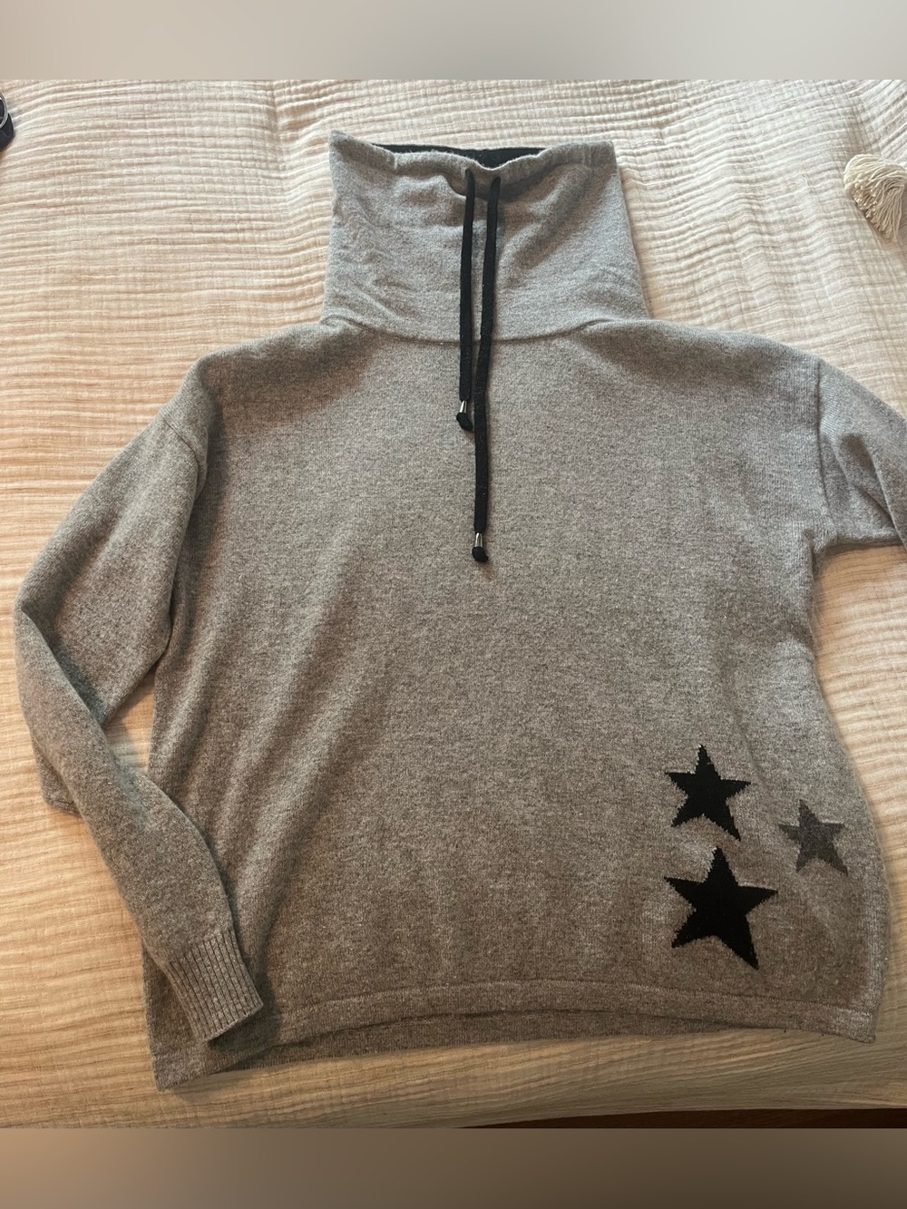 Monari 100% Cashmere Grey Star Turtleneck Sweater Women’s 8 (EU 40)